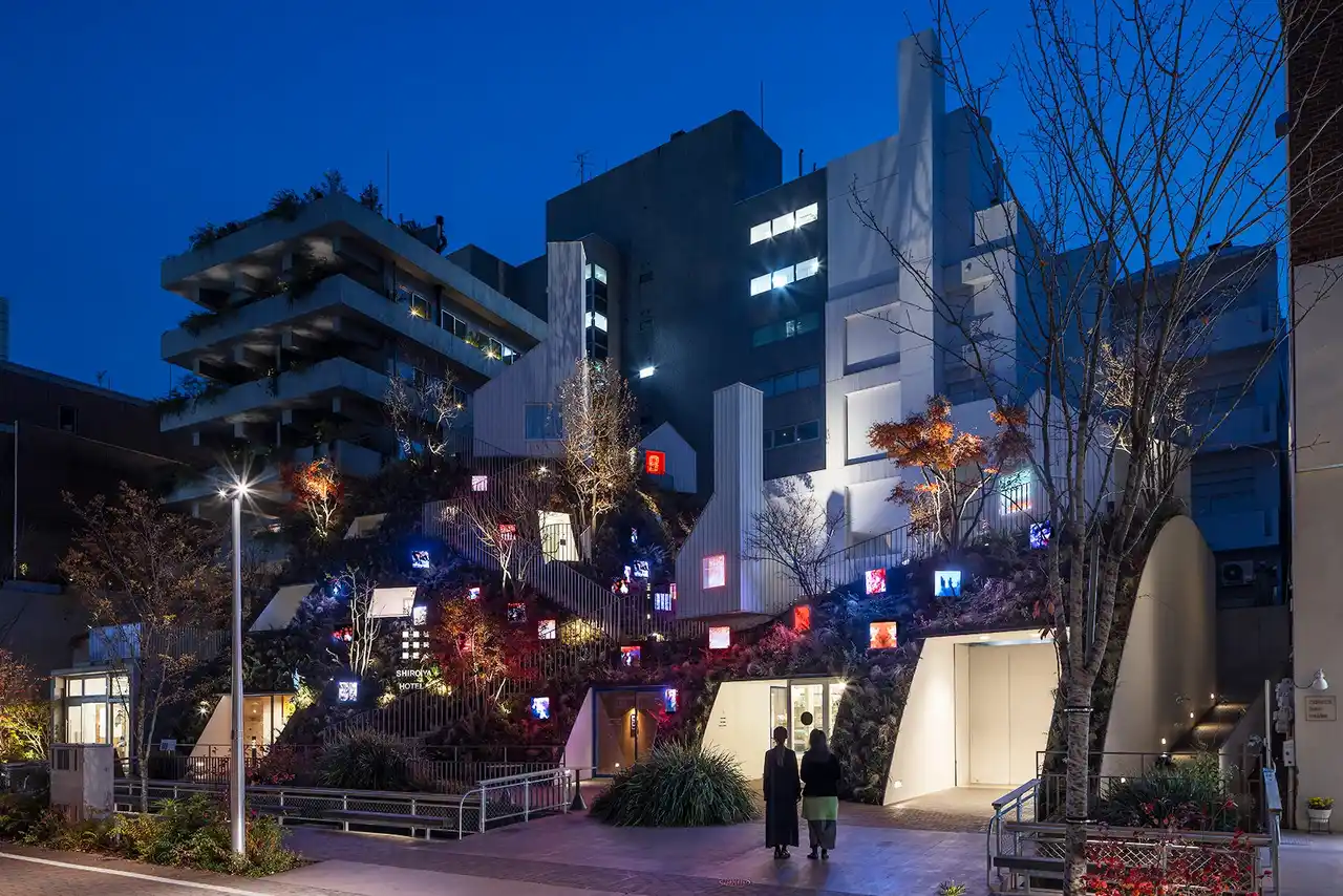 【白井屋ホテル株式会社】 白井屋ホテル　開業5周年記念イベント「蜷川実花 with EiM at SHIROIYA」白井屋ホテルアートイルミネーショ2025 《Pulse of Lives》開催中