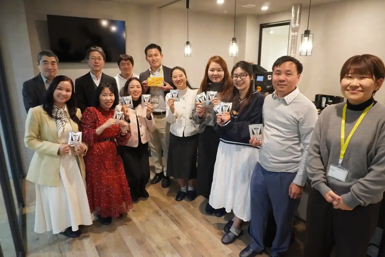 ベトナム・ハノイ師範大学の教員・大学院生が障害者雇用支援の現場を視察