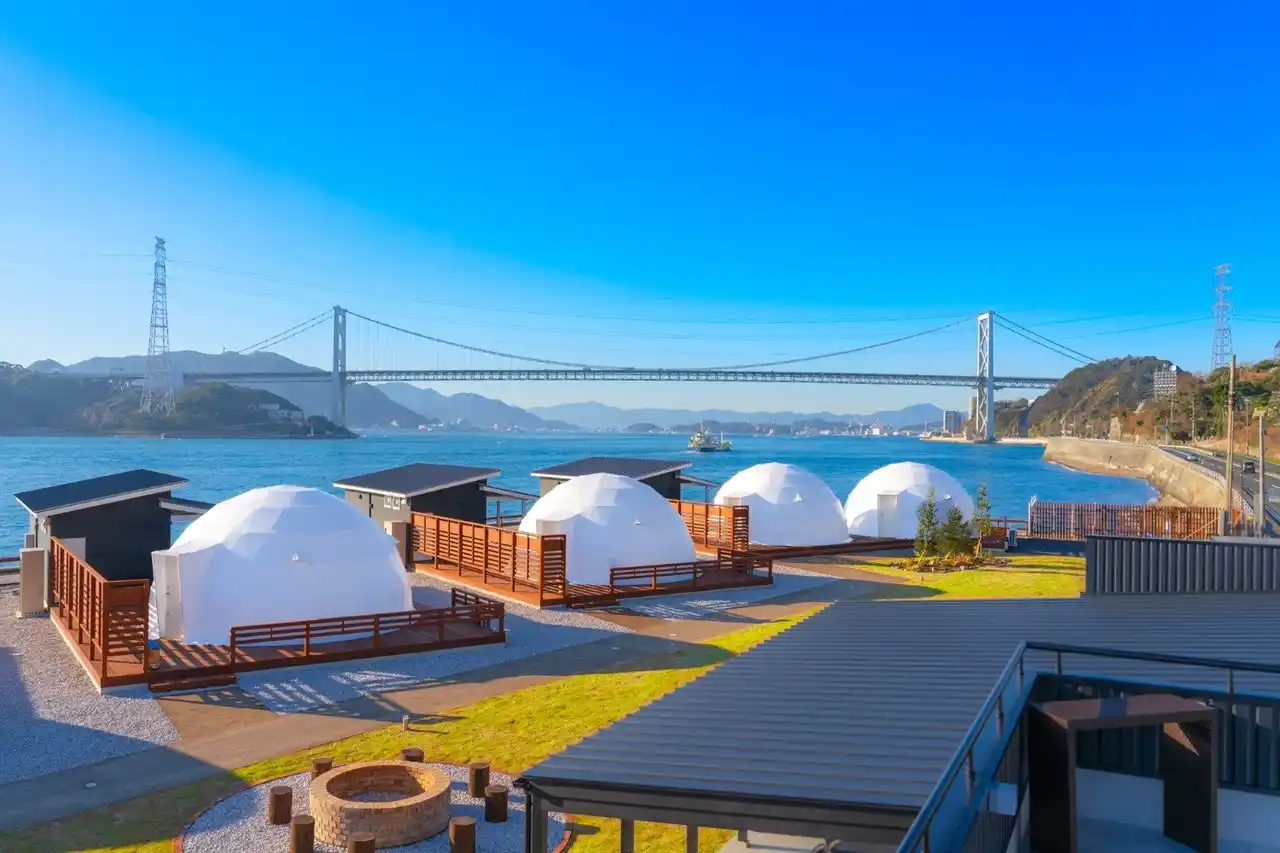 【2025年夏の旅行は下関へ!!】関門海峡を贅沢に見渡す絶景グランピングで特別な休日を~お好みの滞在スタイルが選べる・6種類のスペシャルキャンペーン実施中~【グランドーム下関】