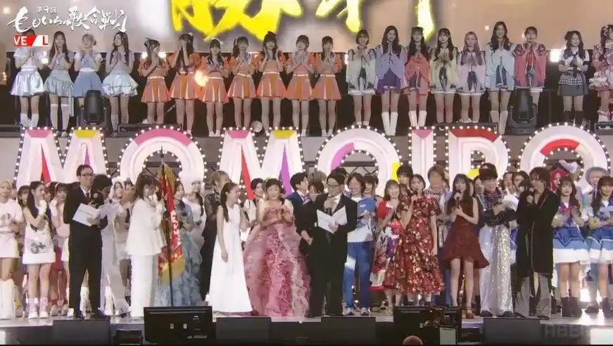 【ABEMA】 7年連続大晦日トレンド1位獲得！ももクロと豪華出場者による大晦日の歌の祭典 ライブレポート｜歌あり笑いあり涙ありで大団円！白組勝利でフィナーレの『第9回 ももいろ歌合戦』