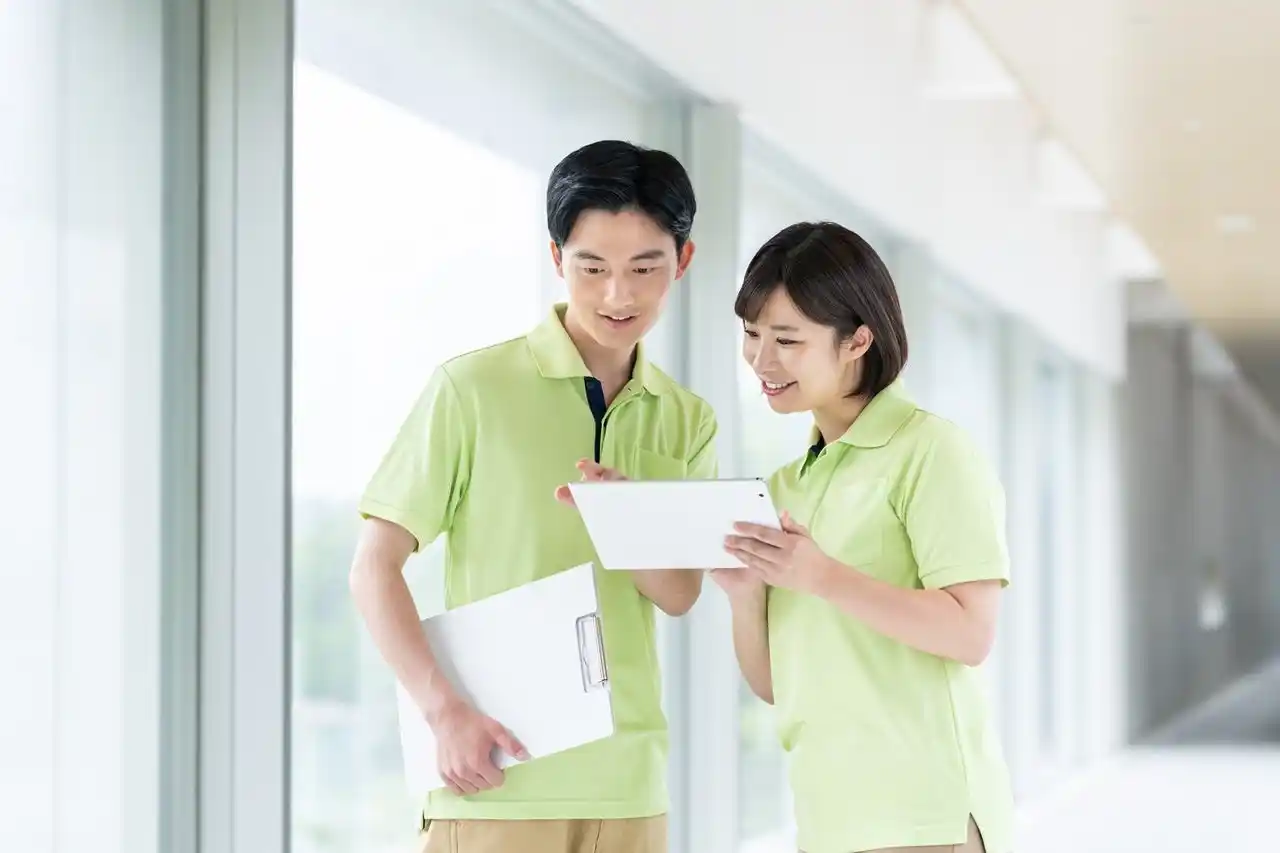 【無料オンラインセミナー】「育成就労」と「パート合格」、国が舵を切った外国人の長期育成と介護施設経営の一手とは？