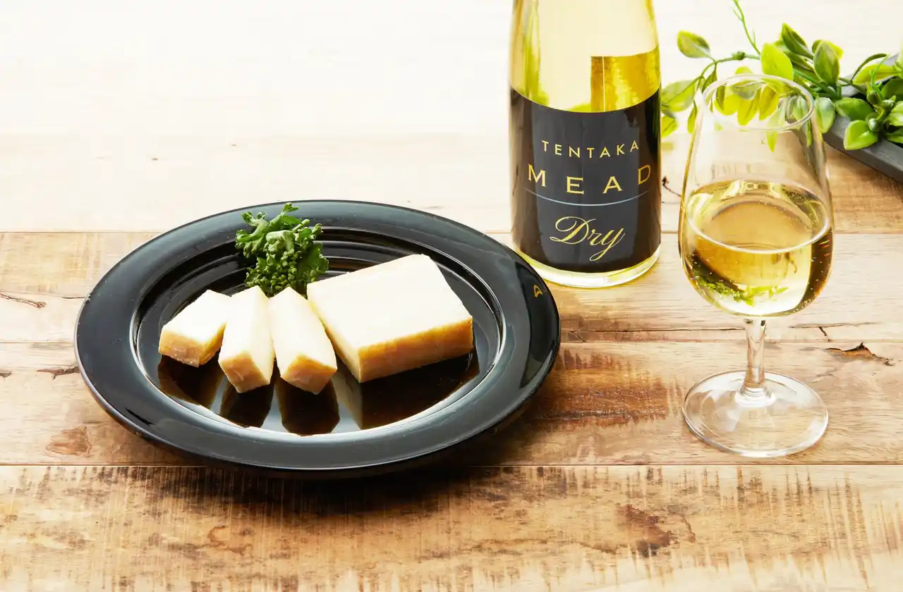 【天鷹酒造】 【支援額100万円突破！】酒蔵がつくる食中酒になるドライミード（蜂蜜酒）のクラウドファンディング、ネクストゴールに挑戦！