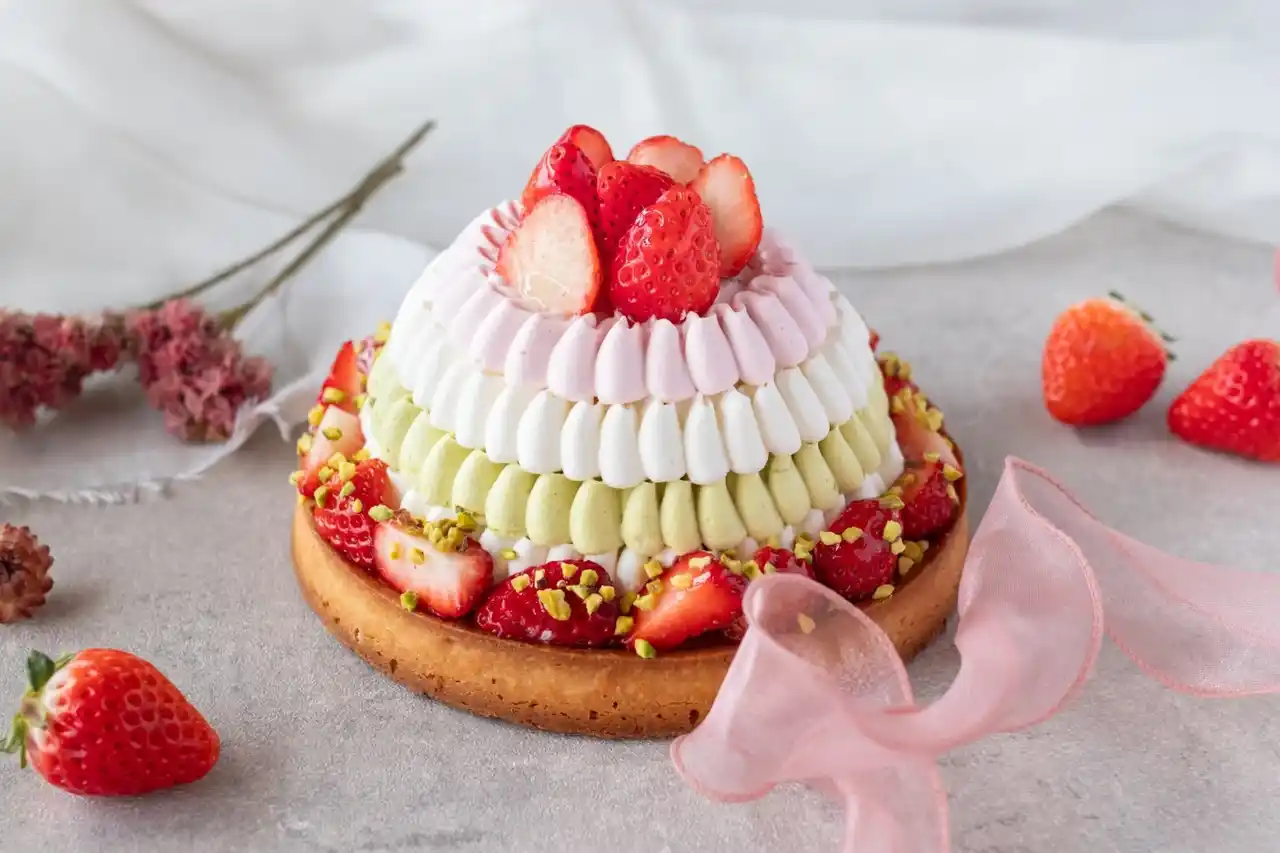【DISHES and TART SAN】ひなまつりのお祝いに。限定ホールタルトが登場！予約開始2026年2月1日～
