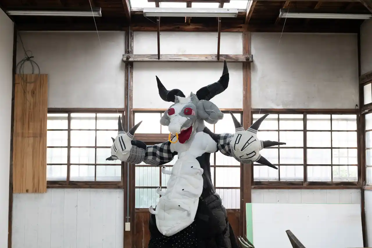 【公益財団法人八王子市学園都市文化ふれあい財団】 【八王子芸術祭】縫偶獣ハチオウゲン