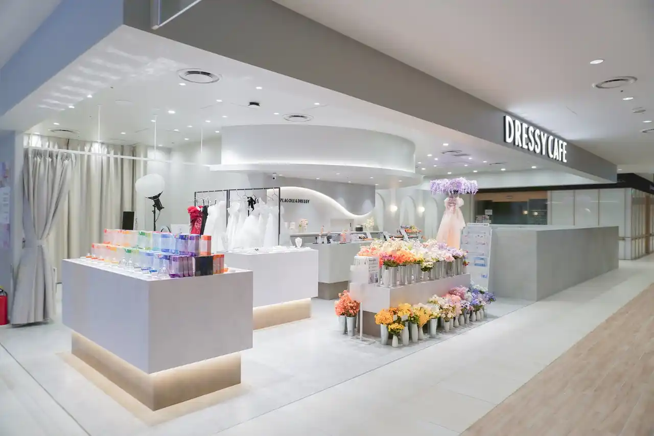 【関西エリア初出店】大阪駅直結の商業施設KITTE大阪6F「DRESSY CAFE」2025年11月1日グランドオープンのお知らせ