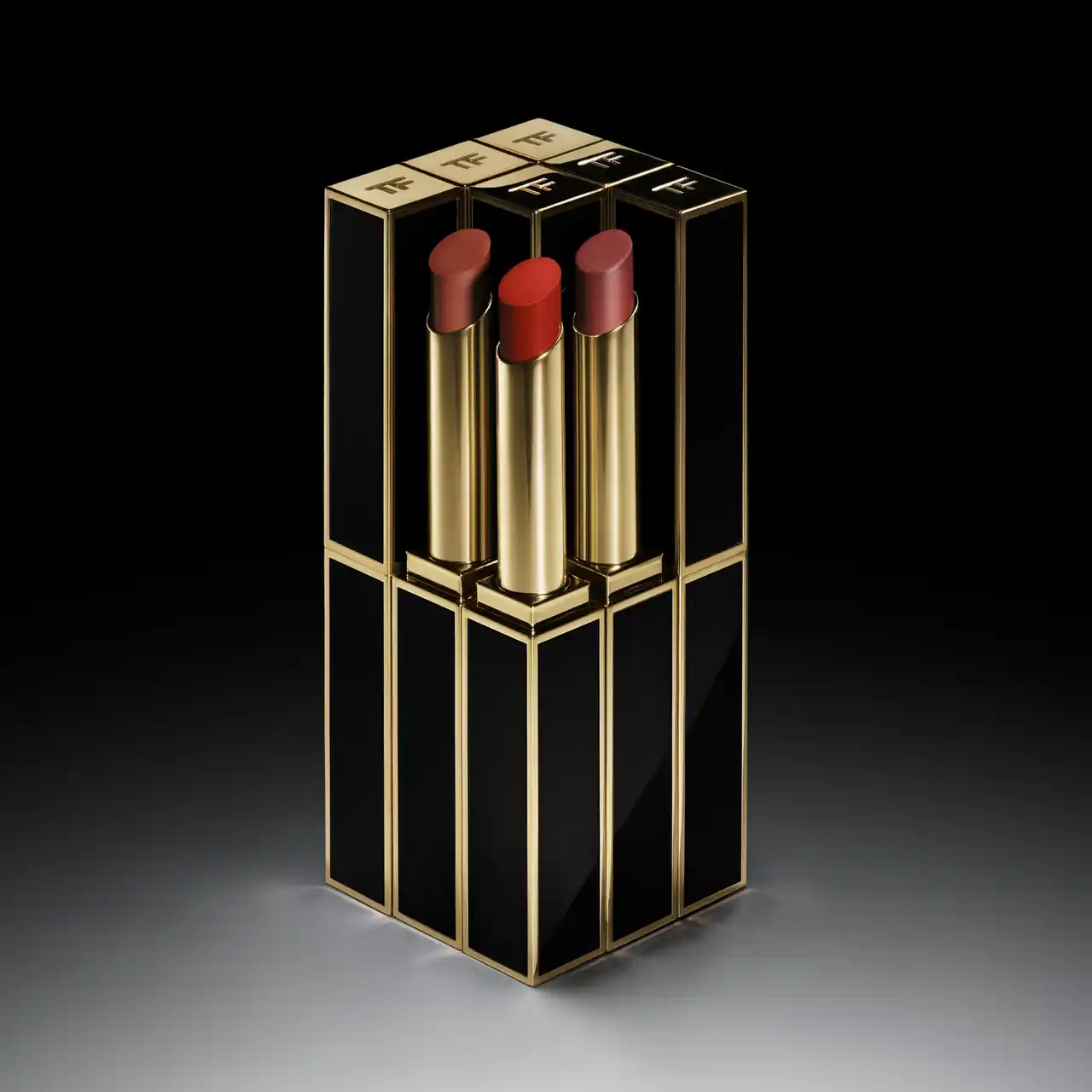 【トム フォード ビューティ】 リップ スティロ マット 新製品