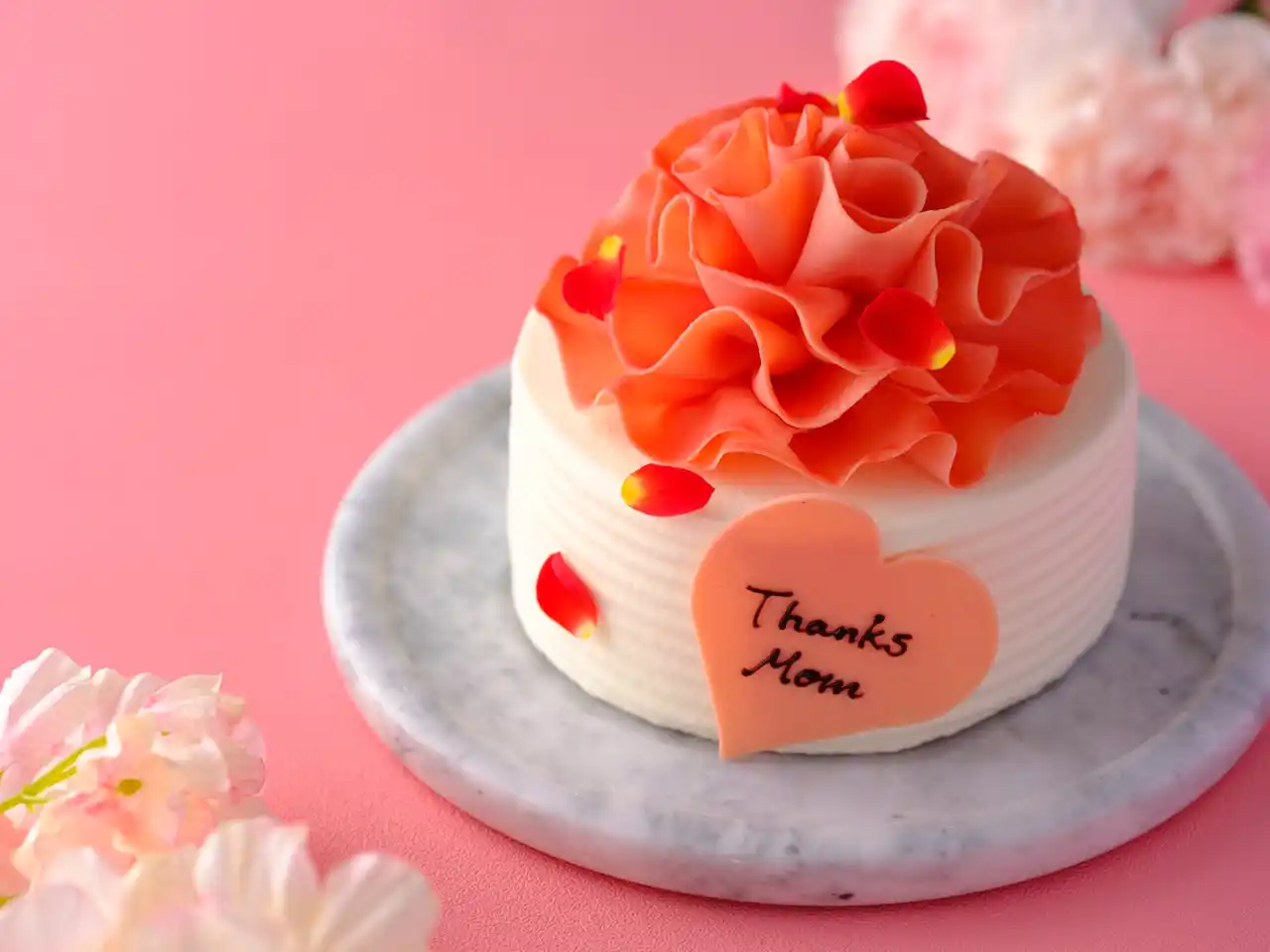 【九州旅客鉄道株式会社】 長崎マリオットホテル開業以来初 母の日限定ケーキ「フルール・ド・カーネーション」の予約受付を開始【JR九州ホテルズアンドリゾーツ】