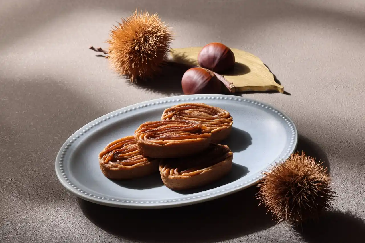 世界一のフィナンシェ※1を販売するアンリ・シャルパンティエから、毎年人気の秋限定フィナンシェ「焼き栗モンブラン」が今年も発売！