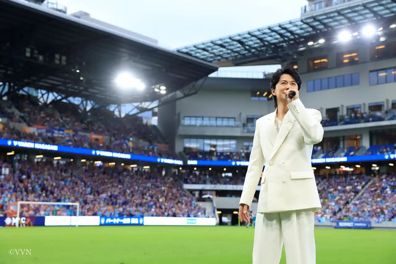 【株式会社　ジャパネットホールディングス】 長崎スタジアムシティ クリエイティブプロデューサー福山雅治がサプライズ登場！被爆80年、「クスノキ-500年の風に吹かれて-」とともに平和の祈りを長崎から世界へ
