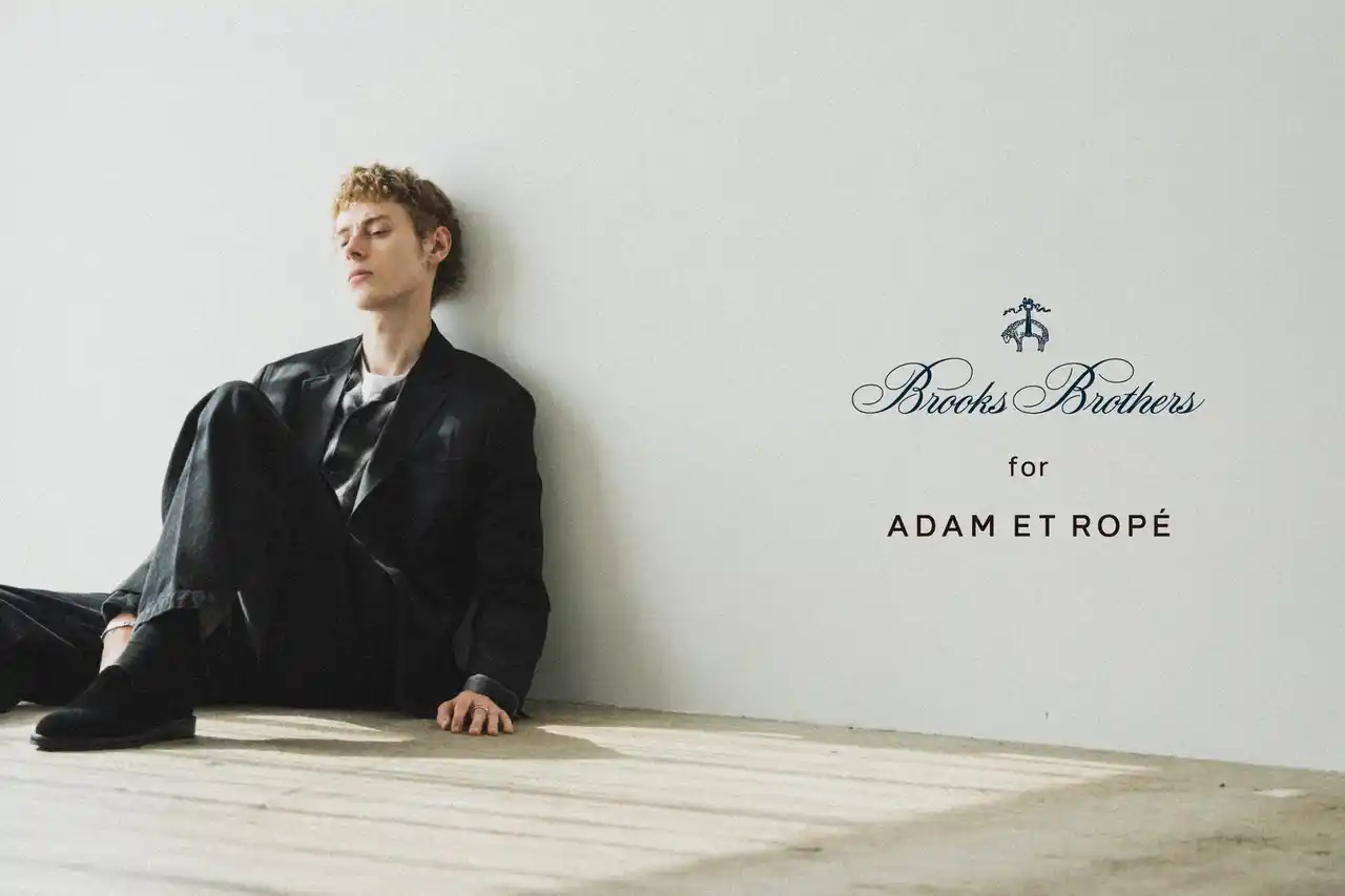 【株式会社ジュン】 Brooks Brothers と ADAM ET ROPE'の別注アイテムが登場！ブラックで制作したブレザーはモードな1着