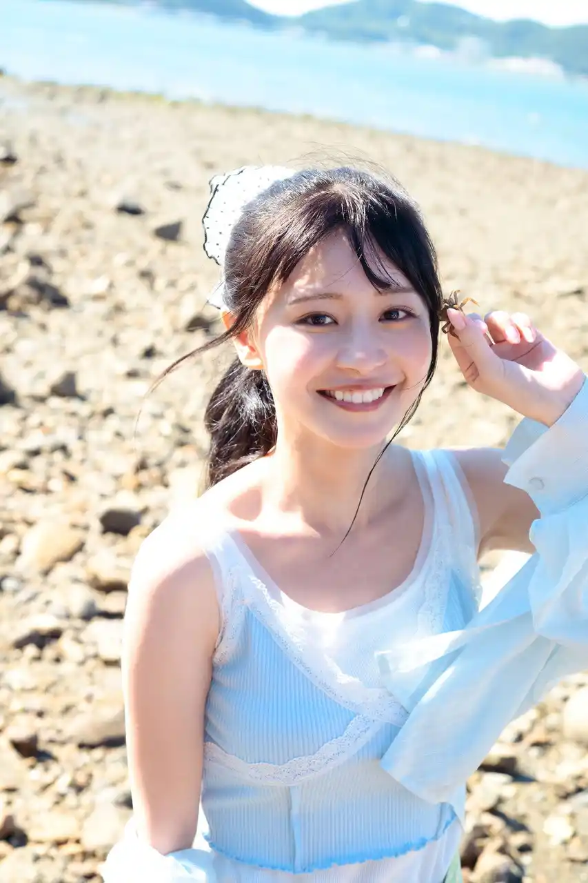 【株式会社KADOKAWA】 椛島光の2026年版カレンダー発売決定！椛島たっての希望で人気写真家・川島小鳥が撮影、“心の距離感”45cm未満へ…恋人目線での物語を紡ぐ卓上カレンダー