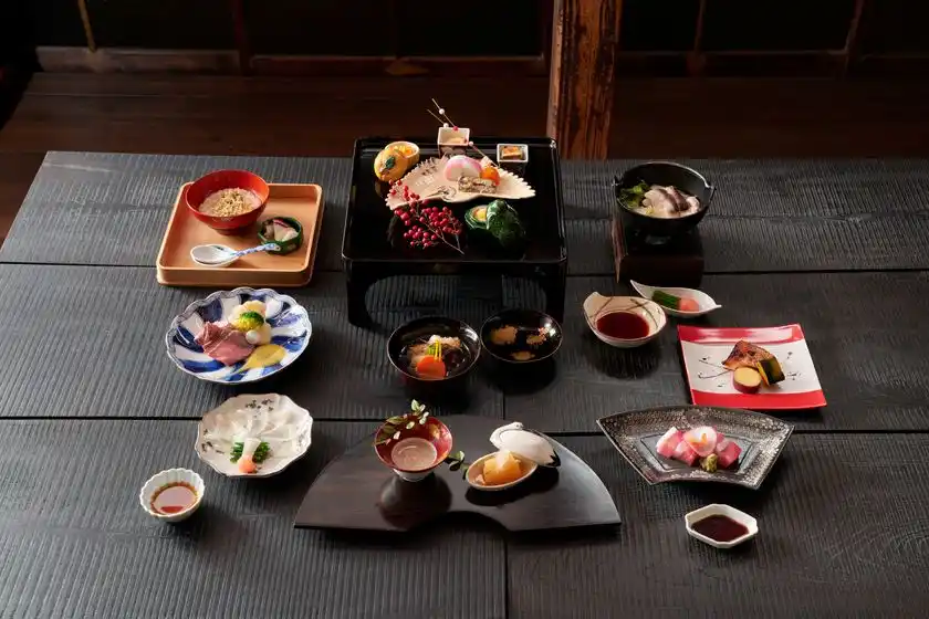 「きのえねomoya」二十四節気料理