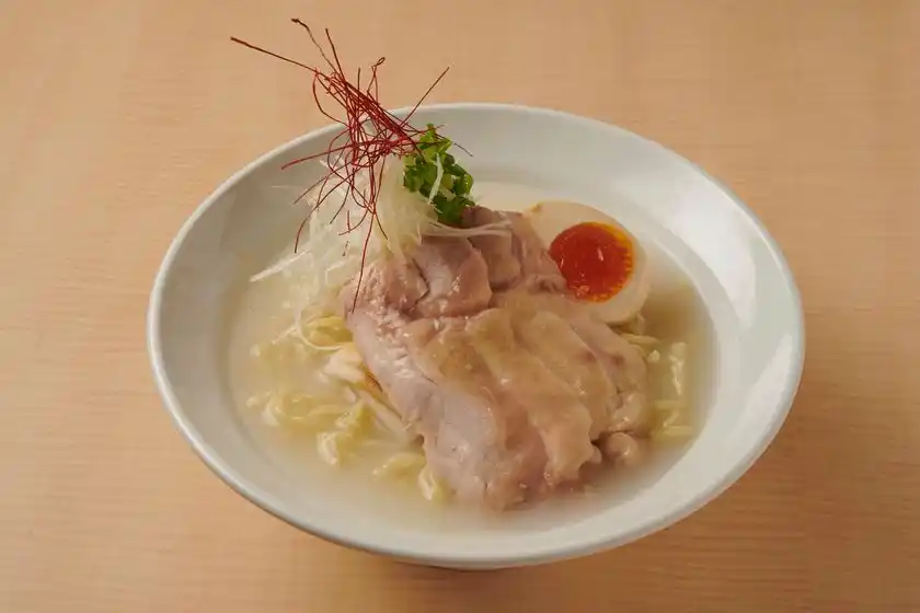 豆乳鶏白湯ラーメン
