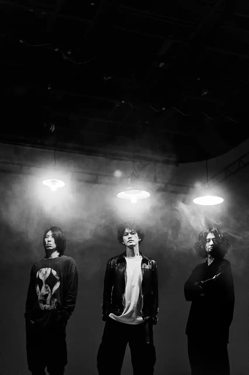 【日本コロムビア株式会社】 9mm Parabellum Bullet、3人体制での初ライブ「シークレットフリーライブ2026」を1月8日(木) に都内ライブハウスにて開催決定！
