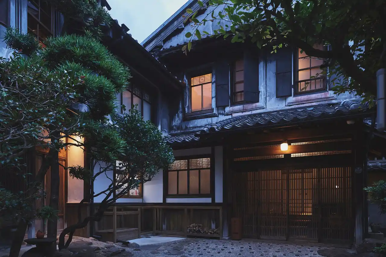 長崎の歴史が息づく築１１8年の古民家オーベルジュ『陶々亭』より。 長崎ランタンフェスティバル開催期間中、特別宿泊プランのご案内。