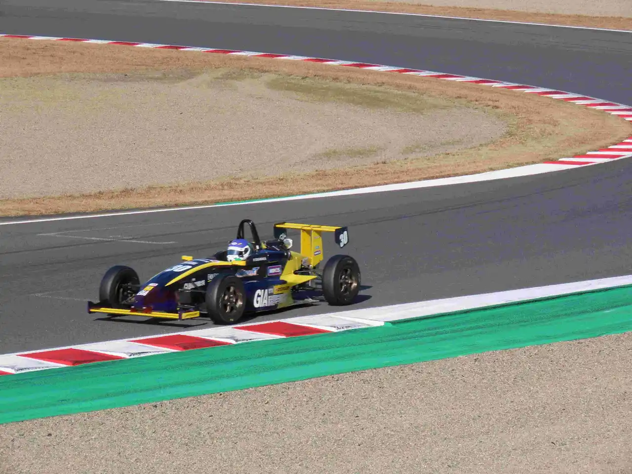 【ＮＳＧグループ】 【専門学校 新潟国際自動車大学校】2025もてぎチャンピオンカップ第5戦開催！本学の学生チームが出場しました！