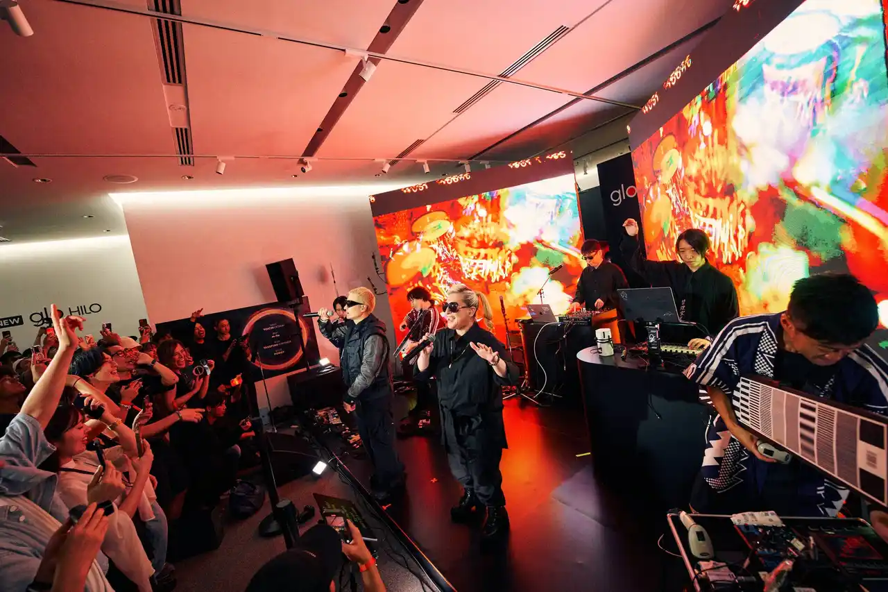 【株式会社 Block FM】 glo(TM)とHYPEBEASTが贈る、“ひと目惚れ”を五感で味わう一夜。「LOVE AT FIRST」glo(TM) Hilo｜落合陽一 ポップアップストア表参道 ローンチイベントレポート