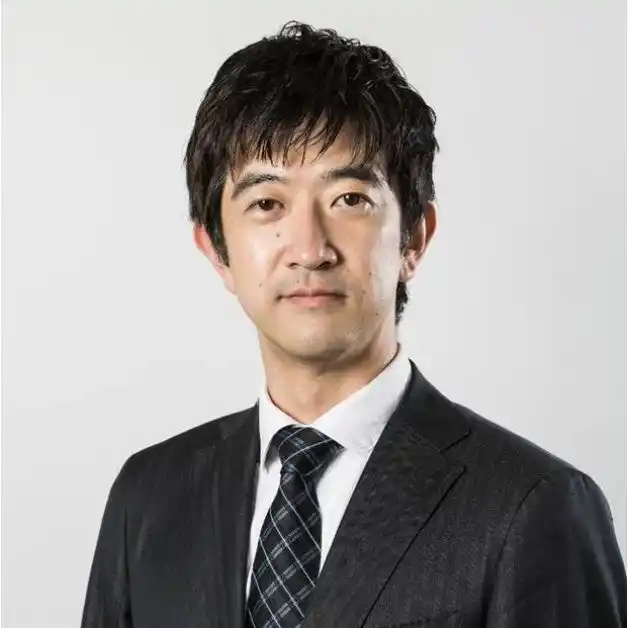 【株式会社メタリアル】 メタリアル・グループ元ソフトバンク社長室・元RIZAPグループ鎌谷氏が新CFOに就任
