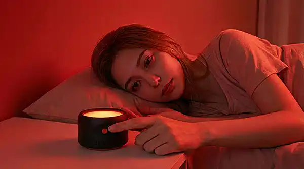 生活に負けない入眠導線をつくる。

起床時間から逆算する「夜のスイッチ」― ズレた日も戻れる設計思想