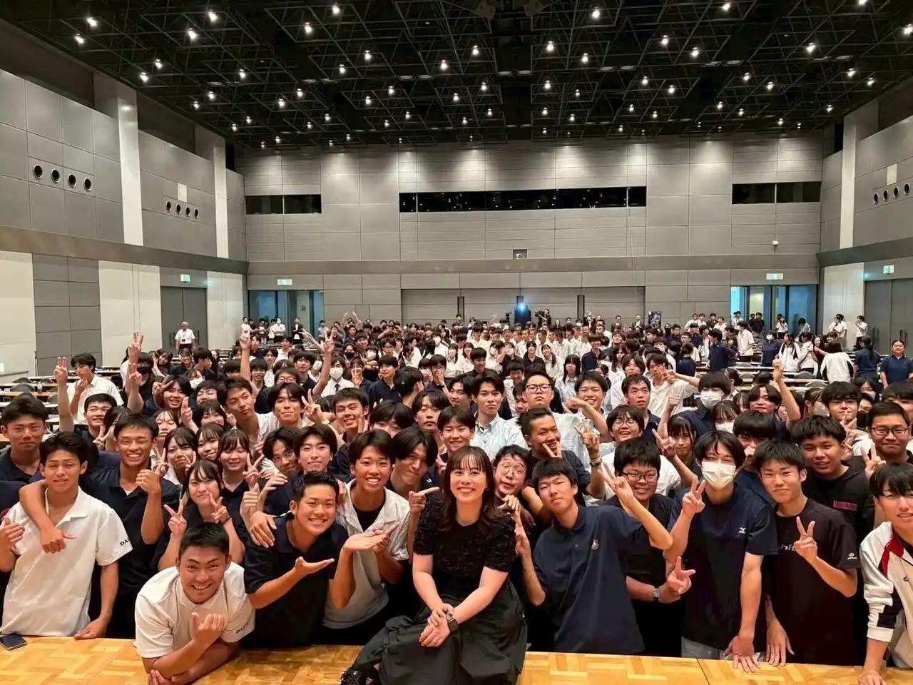 【株式会社EmpaC】 地方のZ世代300人がSNS戦略を体験！EmpaC代表 松山真衣が講師として登壇