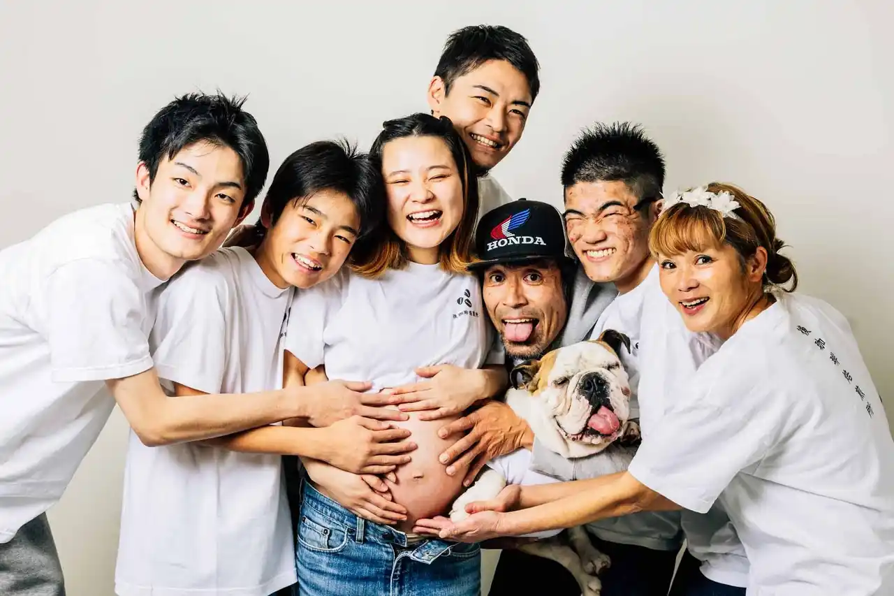 大阪で犬と写真が撮れるフォトスタジオとは？吹田市・万博公園近くのエキスポフォトスタジオ