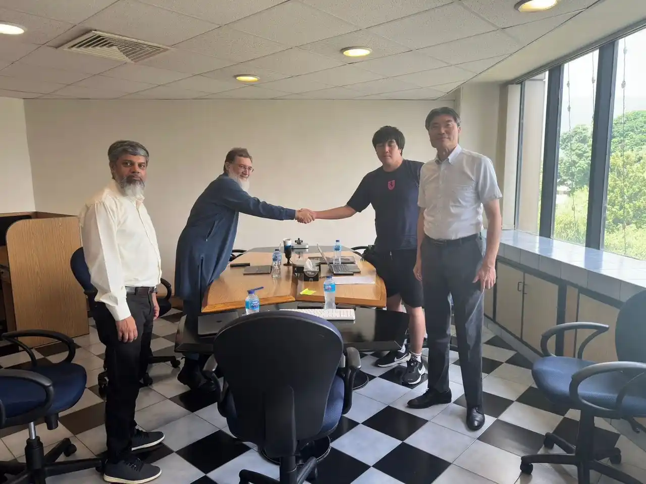 【GustoDevelopment株式会社】 Jin Technologies とGustoDevelopmentが戦略的業務提携を締結、パキスタンに共同のエンジニアリング教育・開発拠点を設立