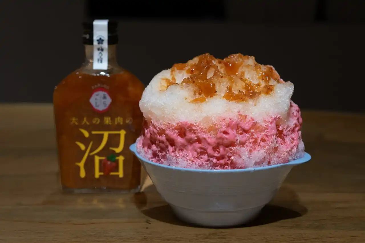 【梅乃宿酒造】奈良の大人気かき氷店「kakigori ほうせき箱」とSNSで話題の「大人の果肉の沼」がコラボレーション！ＪＲ名古屋駅『かき氷＆ひんやりスイーツフェア』で登場