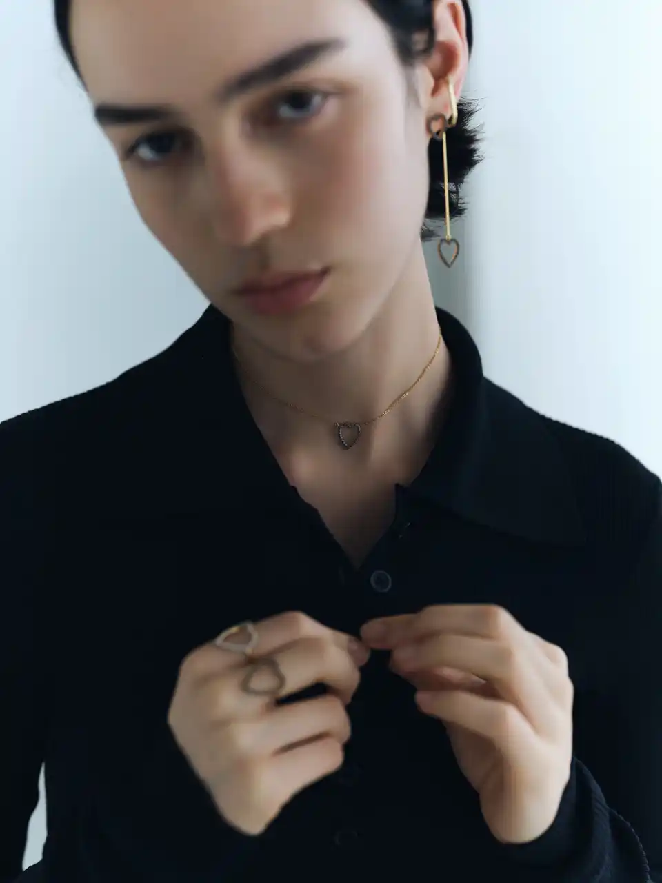 【株式会社ヴァンドームヤマダ】 【PLUS VENDOME】極細の線でハートを描くタトゥーモチーフのジュエリーに、ネックレスとイヤーカフが新しく仲間入り