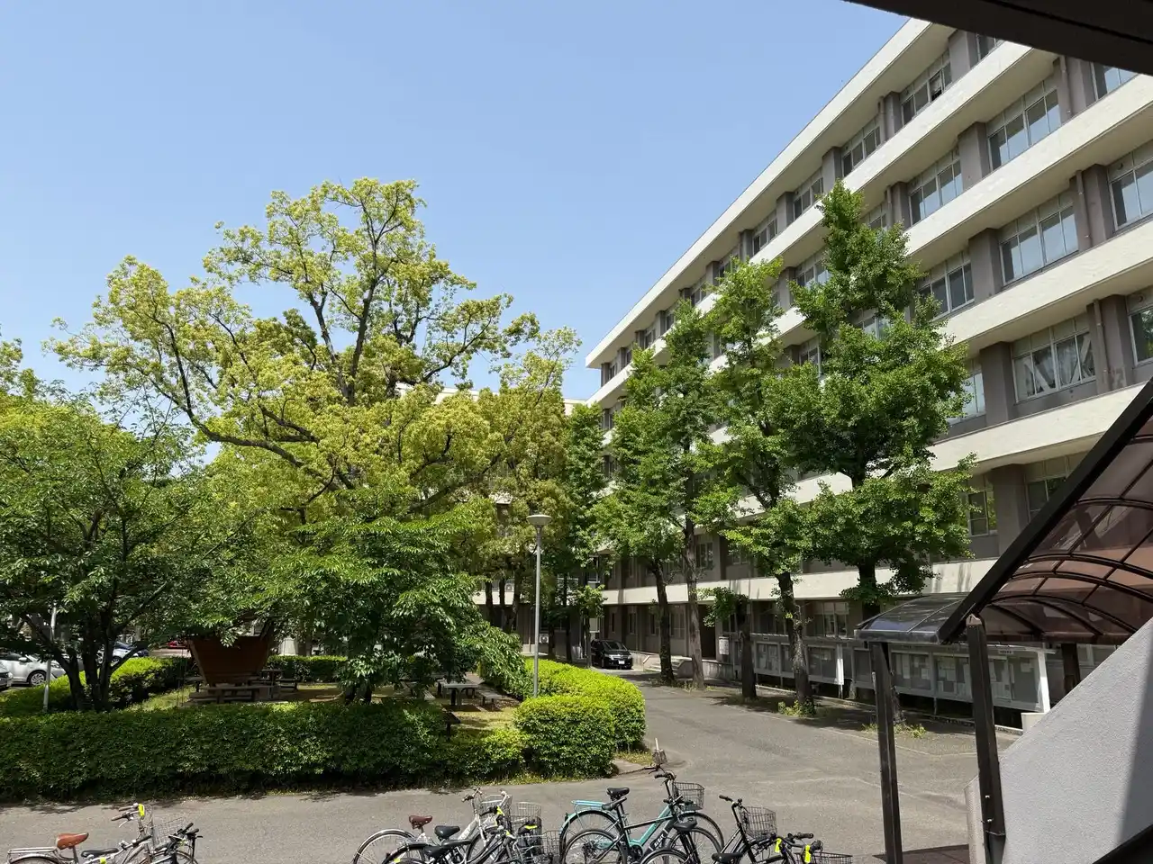 【鹿児島大学】スキマ時間を学びのチャンスに！科目数は82科目。2026年度前期公開授業の受講生を募集いたします。