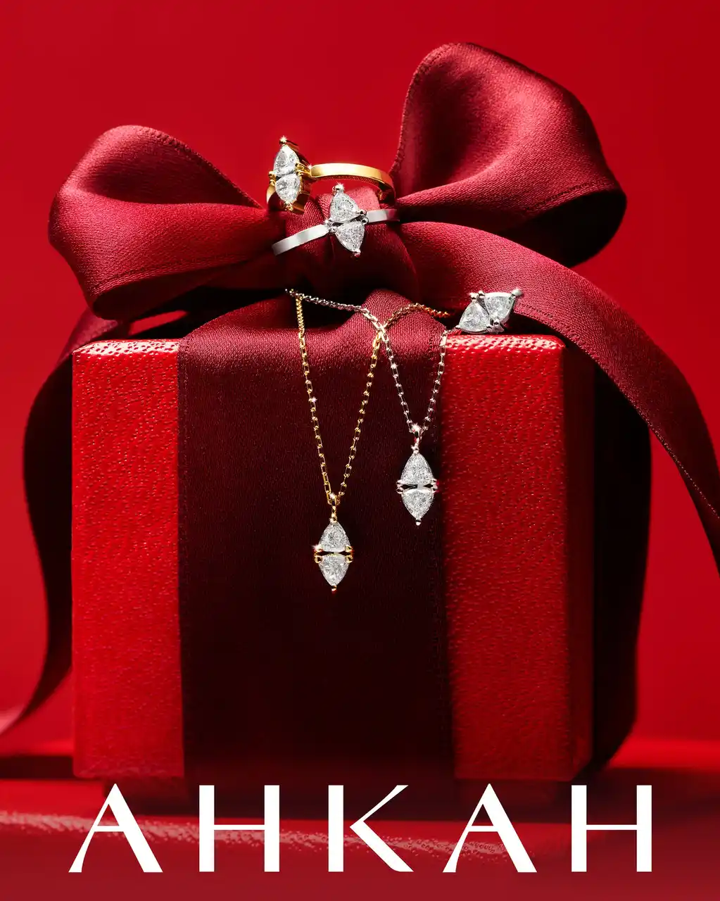 【株式会社アーカー】 <AHKAH / アーカー> 「セブロン」シリーズにプラチナの新作が登場 ホリデープロモーションを11月5日(水)よりスタート