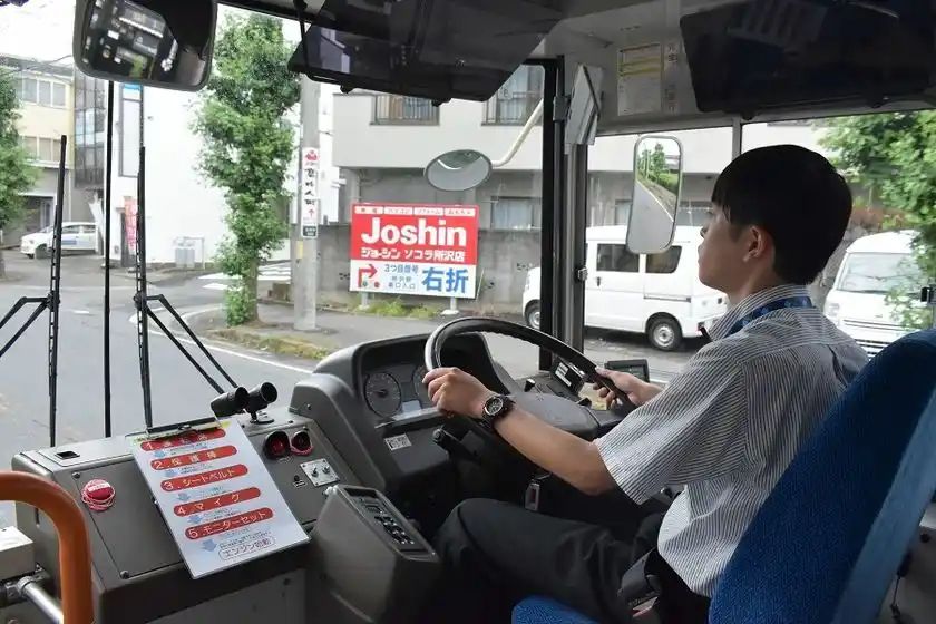 実車研修中の様子(蓮見運転士)