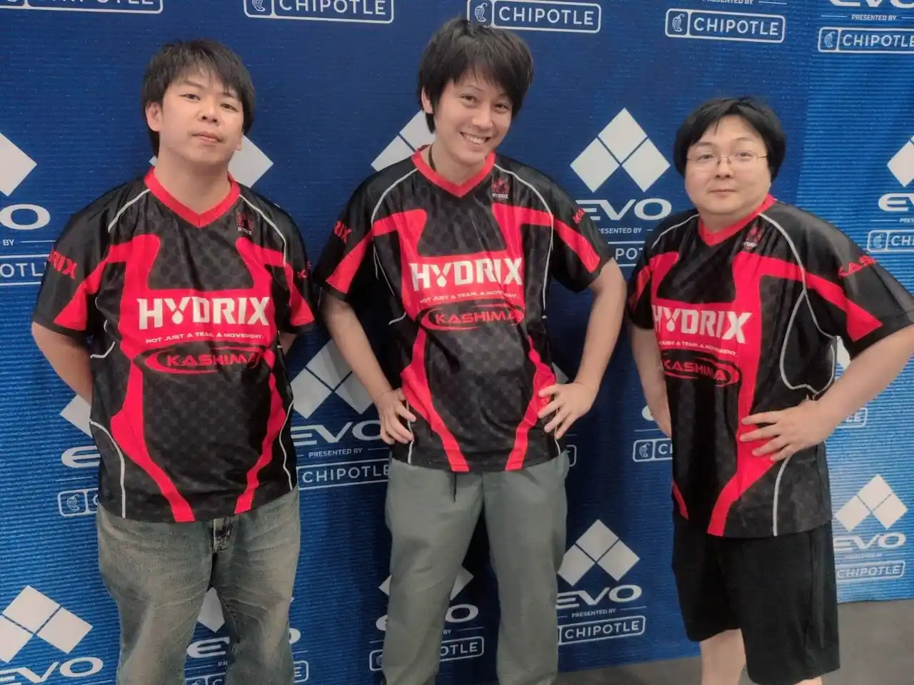 【EVO2025】HYDRIX所属・赤丹しわぽ選手、格闘ゲームの祭典EVO2025『Virtua Fighter 5 R.E.V.O.』部門で世界大会優勝& TOP8入りなど、チーム創設後、初快挙！