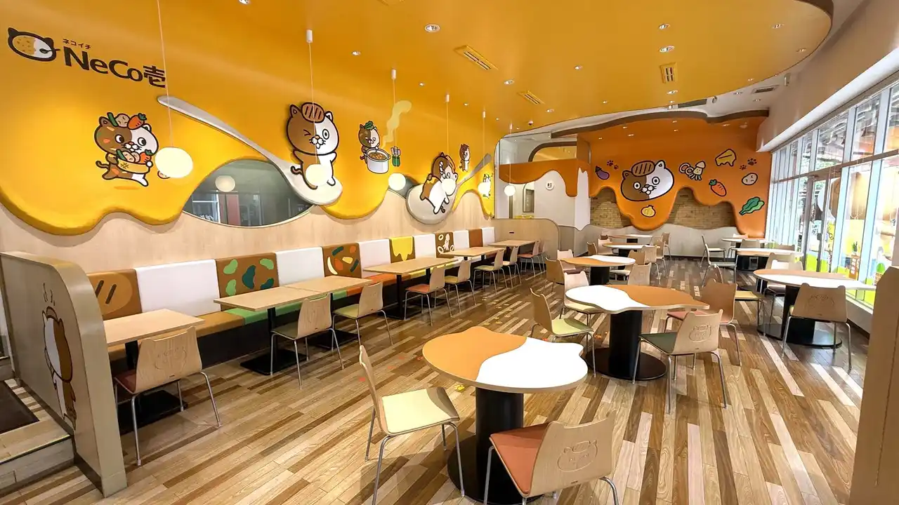 ココイチオリジナルキャラクター「NeCo壱」初のコンセプト店舗として「カレーハウスCoCo壱番屋 Maker’s Pier店」を7月17日リニューアルオープン