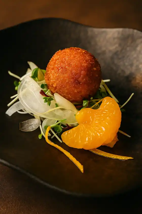 鴨とフォアグラのコロッケ