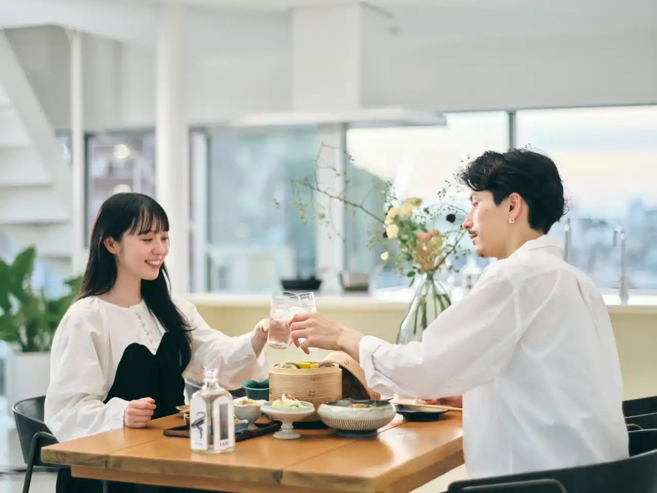 LUOがリブランディングを発表--「飲むだけで誰かのためになる」クラフトジンへ。支援先を拡充し、3つの社会貢献軸を導入。