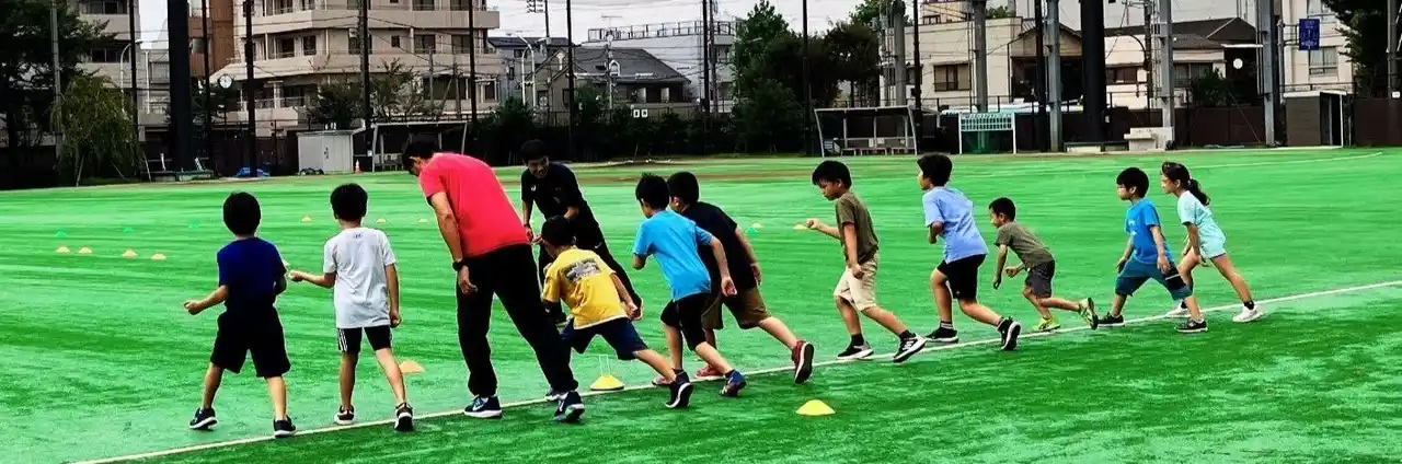 “子どもの体力低下”に挑む！中野区・哲学堂公園で、無料「キッズ運動教室」を開催