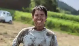 【株式会社ひじかた】 為末大氏も参戦！トップアスリート×東経大生が「にんにく収穫」～スポーツの力で農業の人材不足を救うプロジェクト～