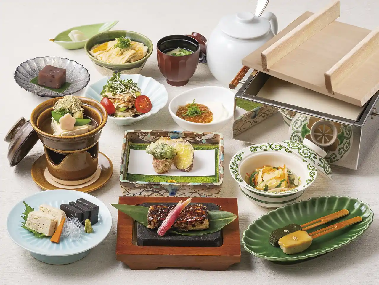 【株式会社梅の花グループ】 【湯葉と豆腐の店 梅の花】福岡県主催「ヴィーガン・ムスリム対応 試食体験セミナー」にて、梅の花の菜食懐石・菜食ランチをご紹介します