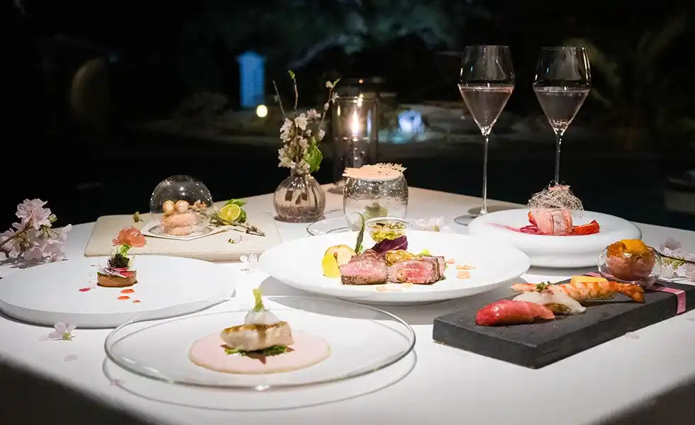 【オリエンタルヒルズ沖縄】桜をテーマに、フレンチ・鮨・鉄板焼きのコラボレーションフルコース ー3人のシェフが織りなす美食の饗宴ー