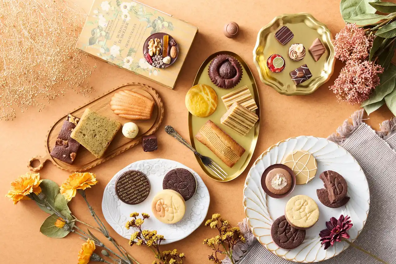 和栗を丸ごと閉じ込めたフォンダンショコラやモンブラン風の焼菓子、なめらかな口どけのショコラをサブレで贅沢にサンドした新作「パレショコラサンド」など秋冬の新作が、ショコラ専門店「ベルアメール」より登場！
