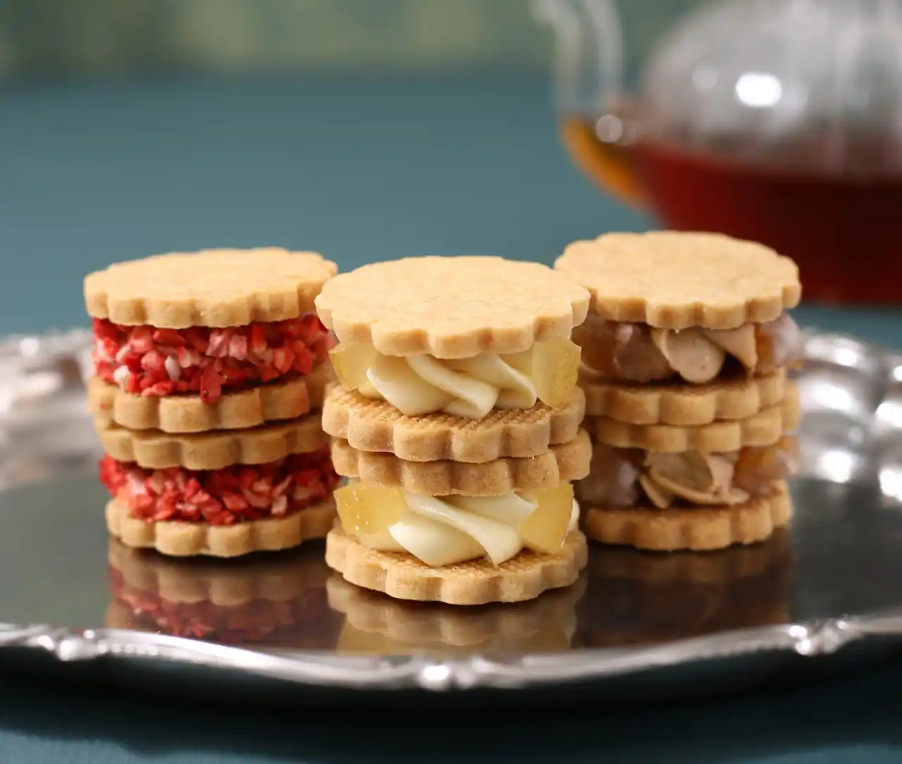 【株式会社 エーデルワイス】 とろけるような「ケーキ仕立ての生バターサンド」が新登場！アンテノール東京大丸店がリニューアルオープン