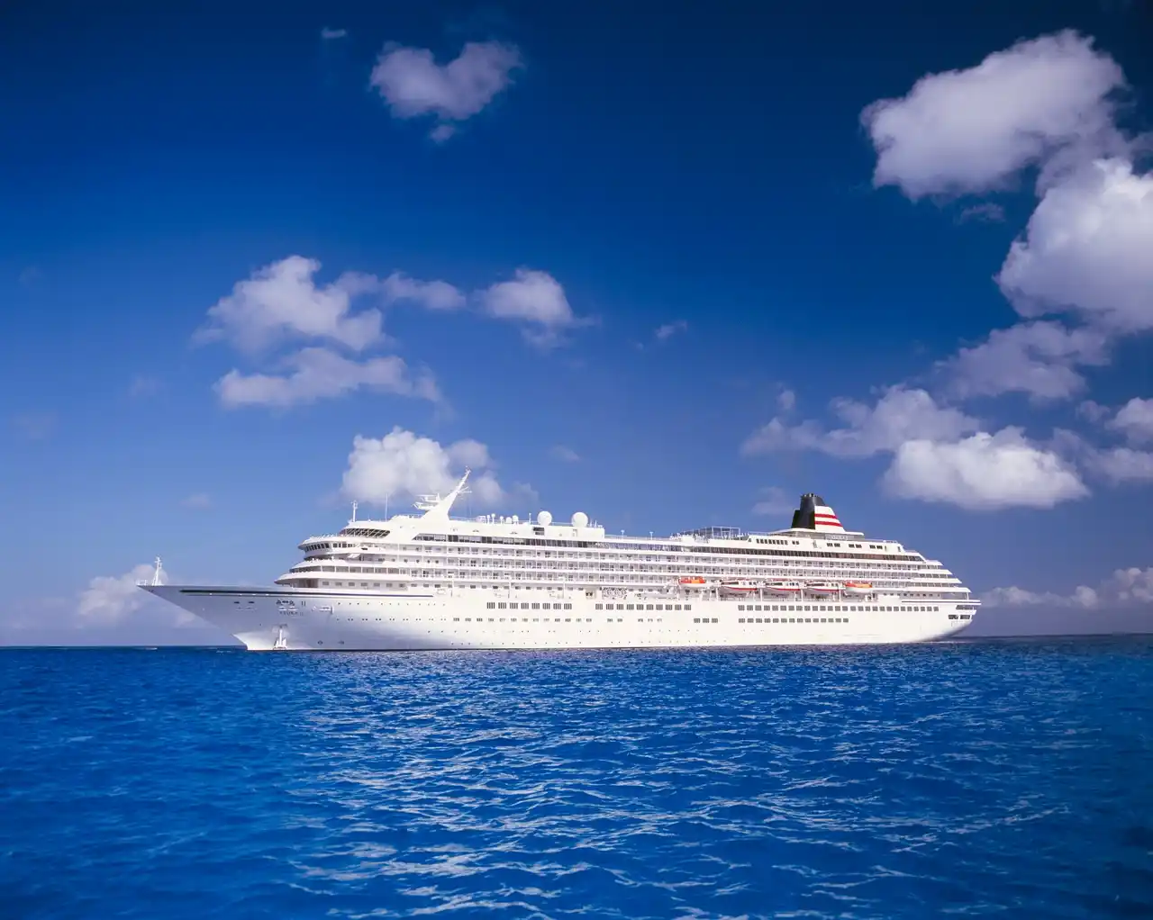 【郵船クルーズ株式会社】 地域観光と船旅をつなぐ新たな旅のカタチ「飛鳥II」の旅に“あなた好み”をプラスする「A-plus クルーズ」