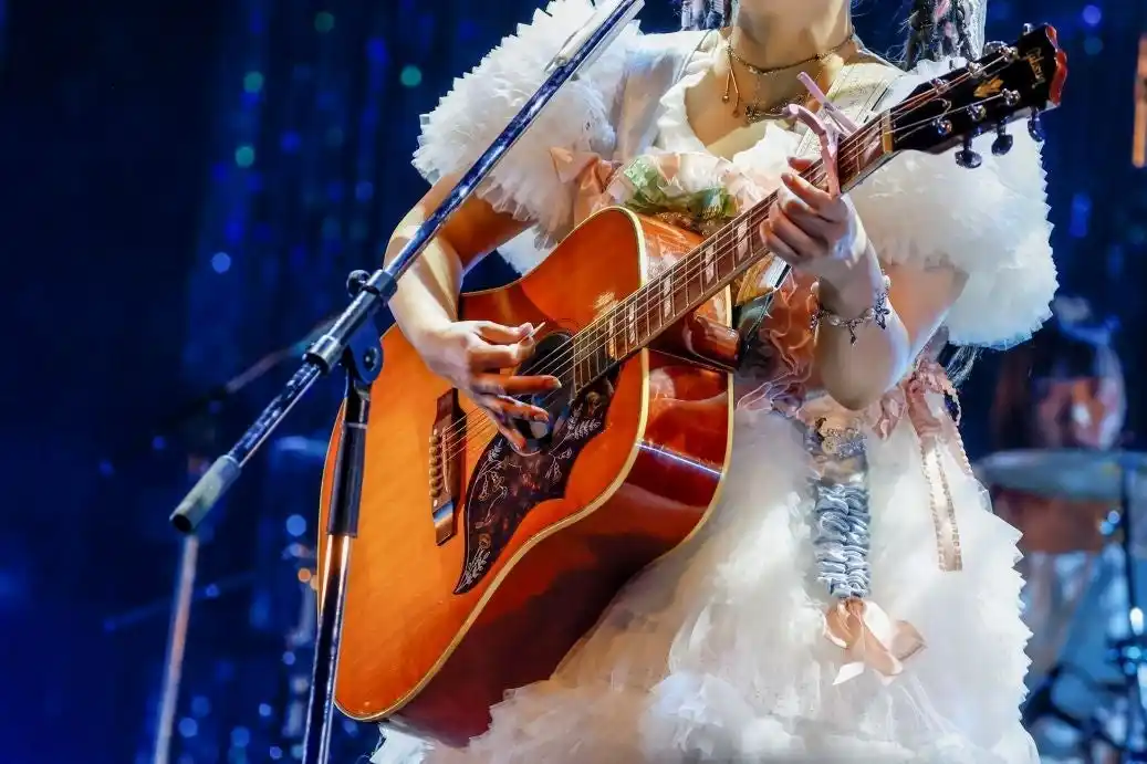 《コレサワ LIVE TOUR 2025 あたしを選んだ君と行くツアー》ライブレポートが到着！