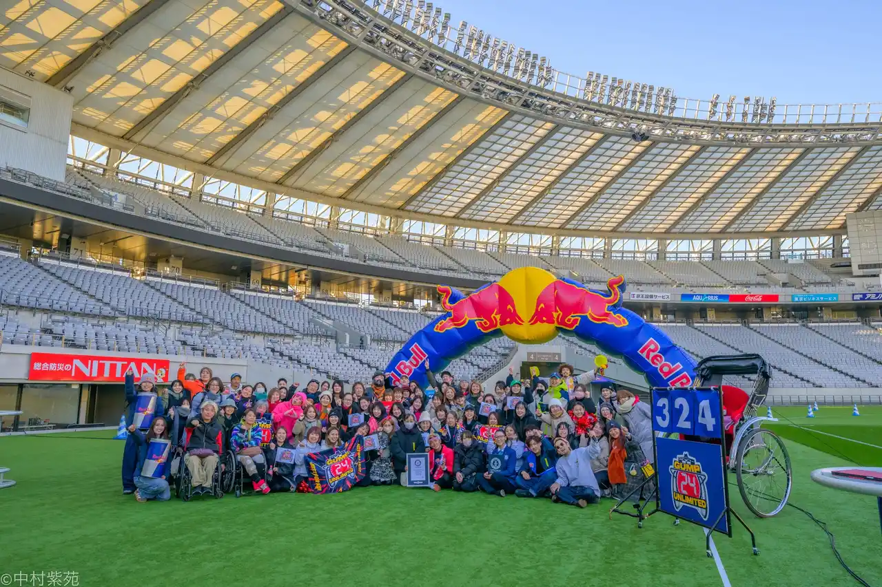 ガンプ鈴木がギネス世界記録(TM)達成　24時間で人力車129.733kmを走破