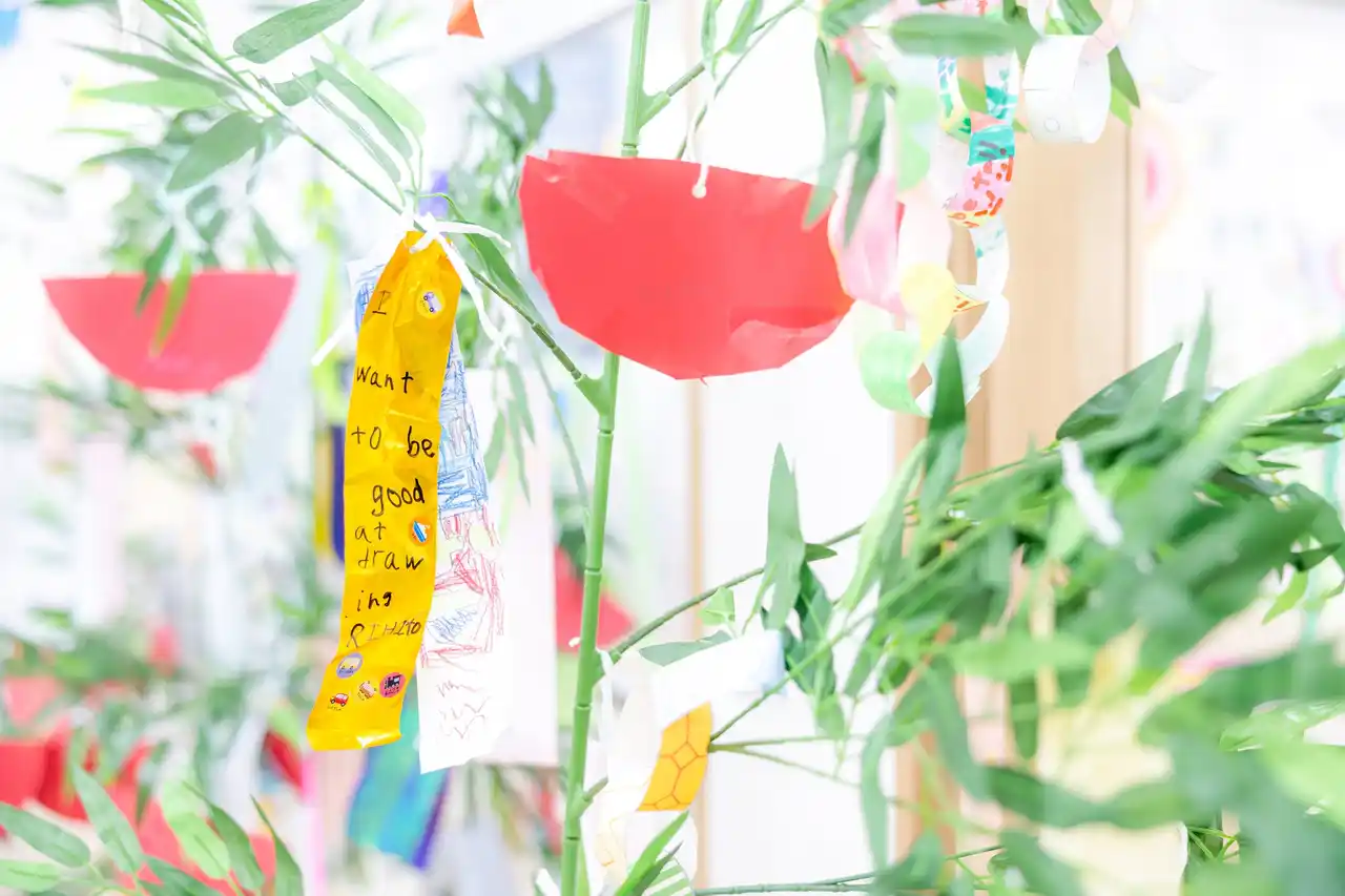 子どもたちの七夕の短冊への願い事を集計しました！社会貢献を志す声が増加、アライブが多様な夢を後押し