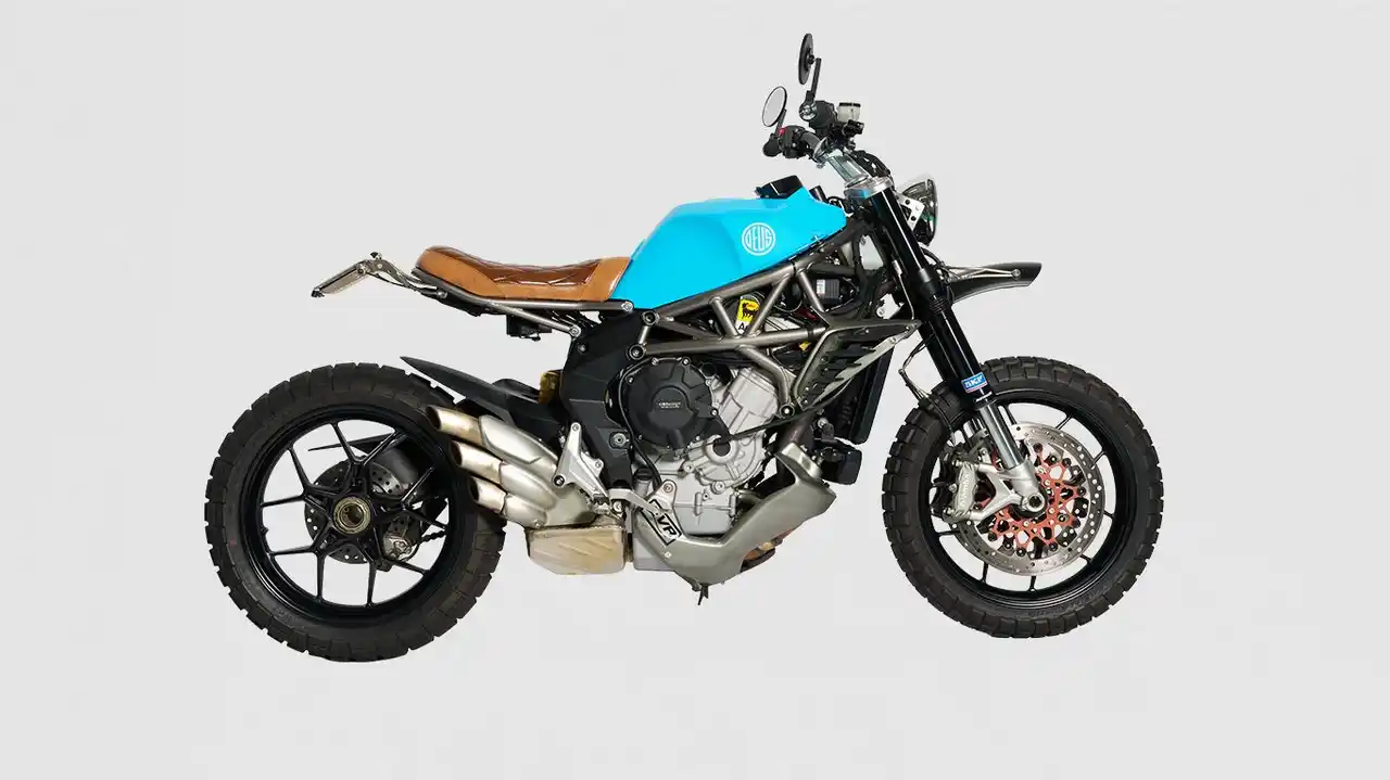 【デウス エクス マキナ ジャパン 】 【New】カスタムバイクBlucit 登場