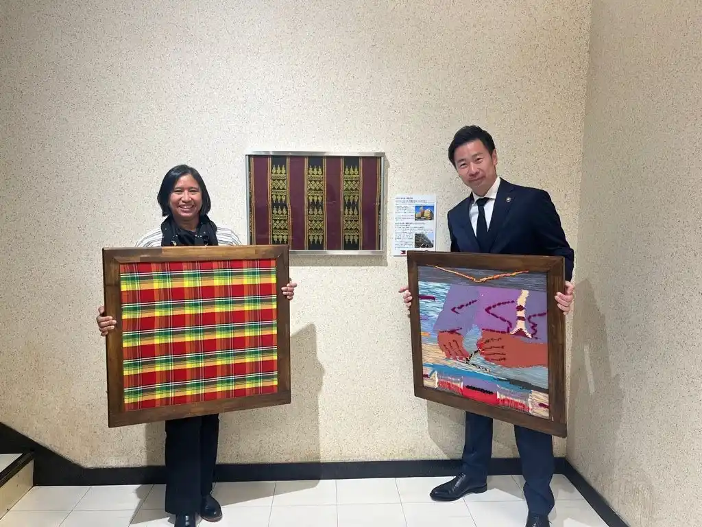 【COMMON株式会社】 【泉南市】万博で生まれたフィリピンとの交流を、地域のレガシーへ。フィリピンパビリオン寄贈品を市内で展示