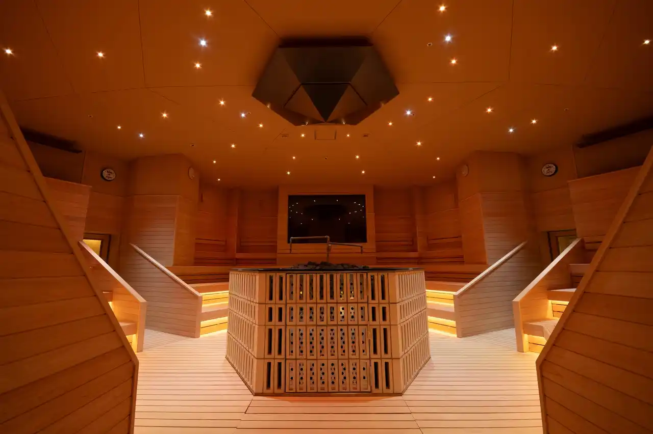 【大阪・SPAWORLD】日本最大級144名収容の巨大サウナ＆「茶の湯」エリア誕生。adLbと東急Re・デザインが空間設計を担当