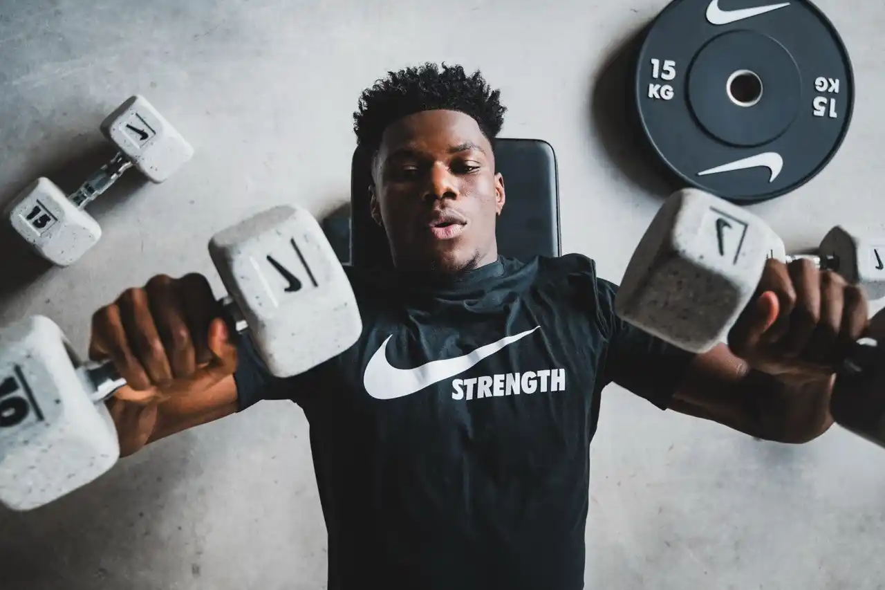 【株式会社MTG】 Nike Strength国内初のポップアップストア2月18日（水）より阪急うめだ本店８階GREEN AGEにて開催
