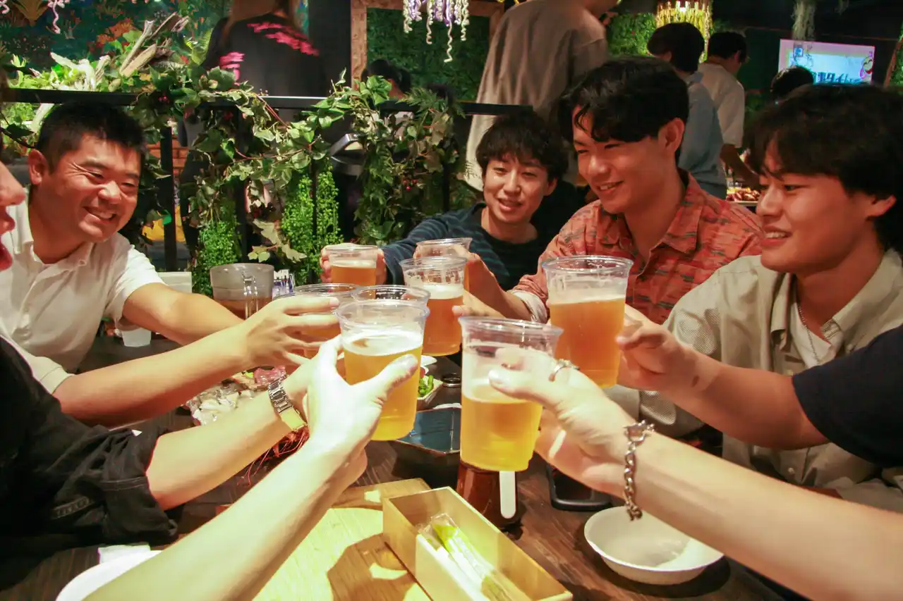 【ウッドデザインパーク株式会社】 【新宴会・忘年会】名古屋市栄のウッドデザインパーク栄、最大100名様まで対応可能な貸切プラン解禁